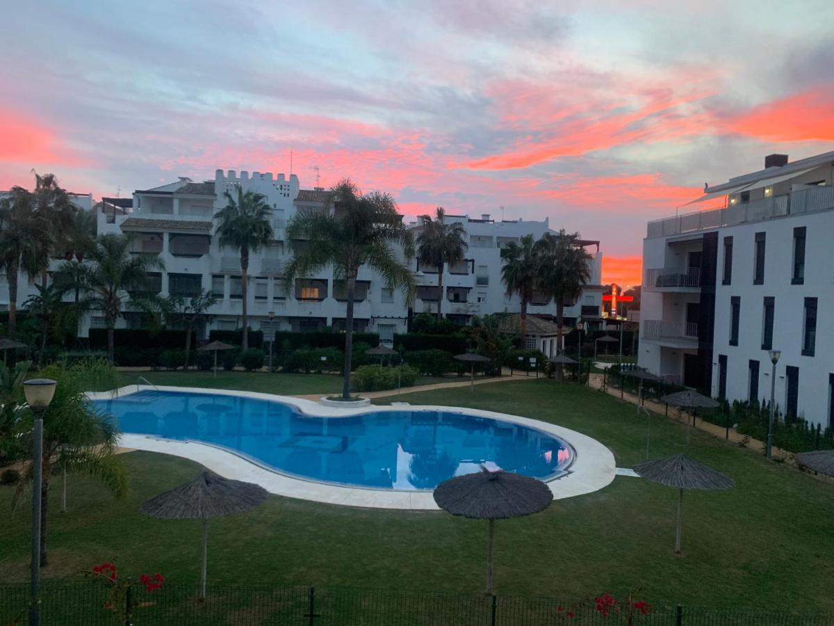 Apartamento La Sirenita Rota Exterior foto